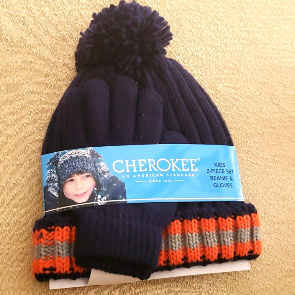Cherokee Gloves and Beanie set